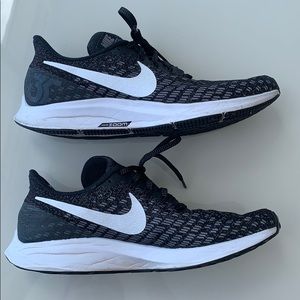 COPY - NIKE RUNNING SNEAKERS